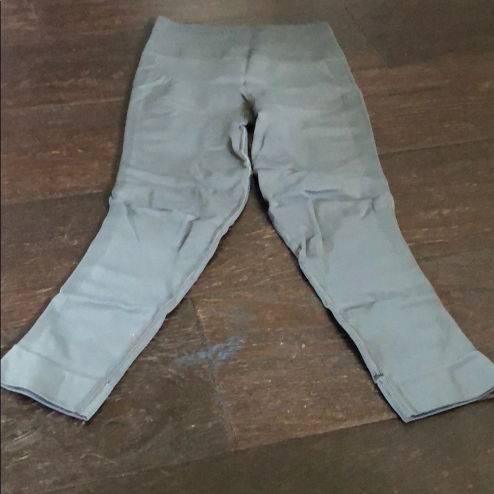 Lululemon high waisted yoga pants tights